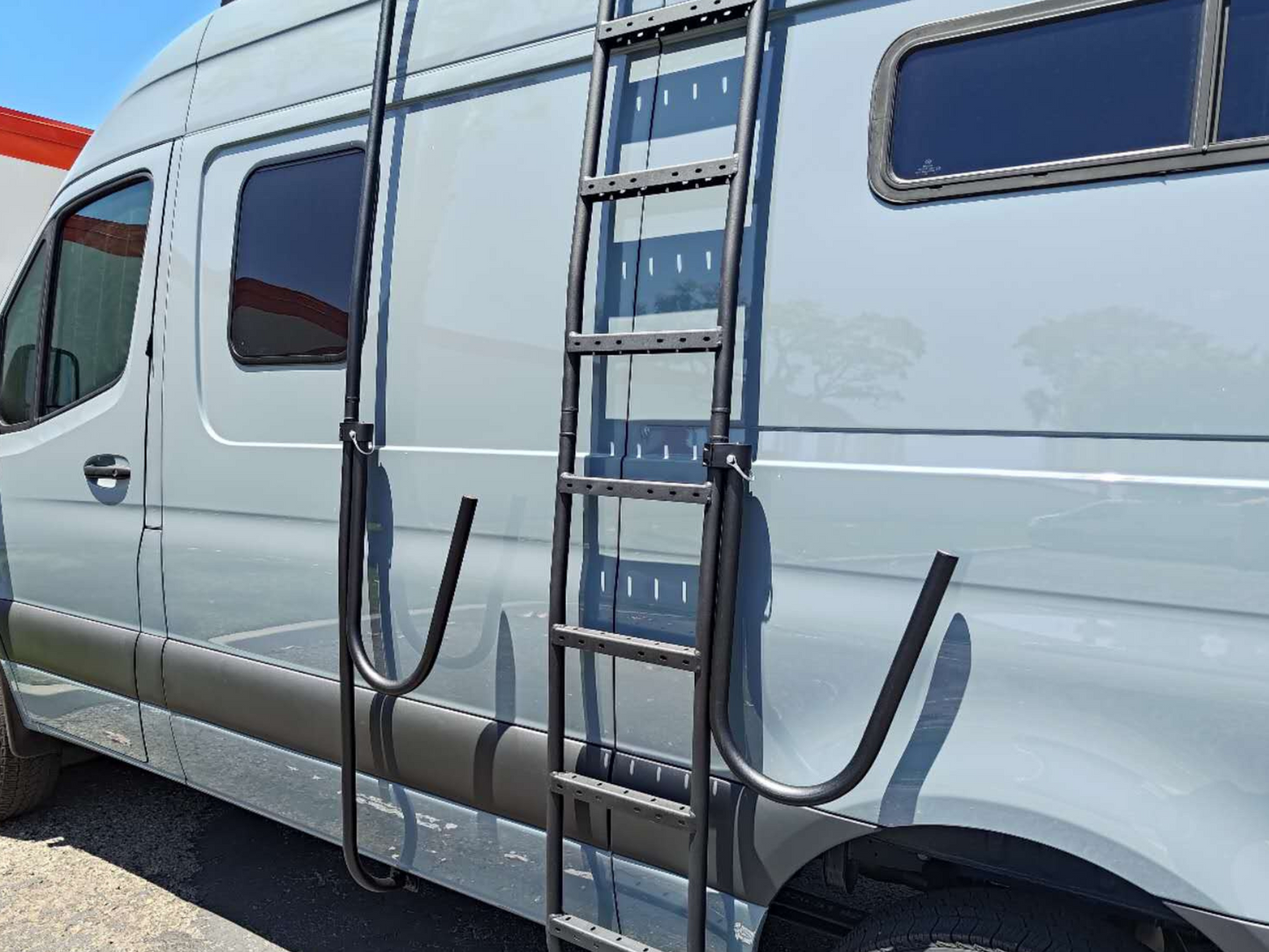 SPRINTER SURF BOARD RACK POLE