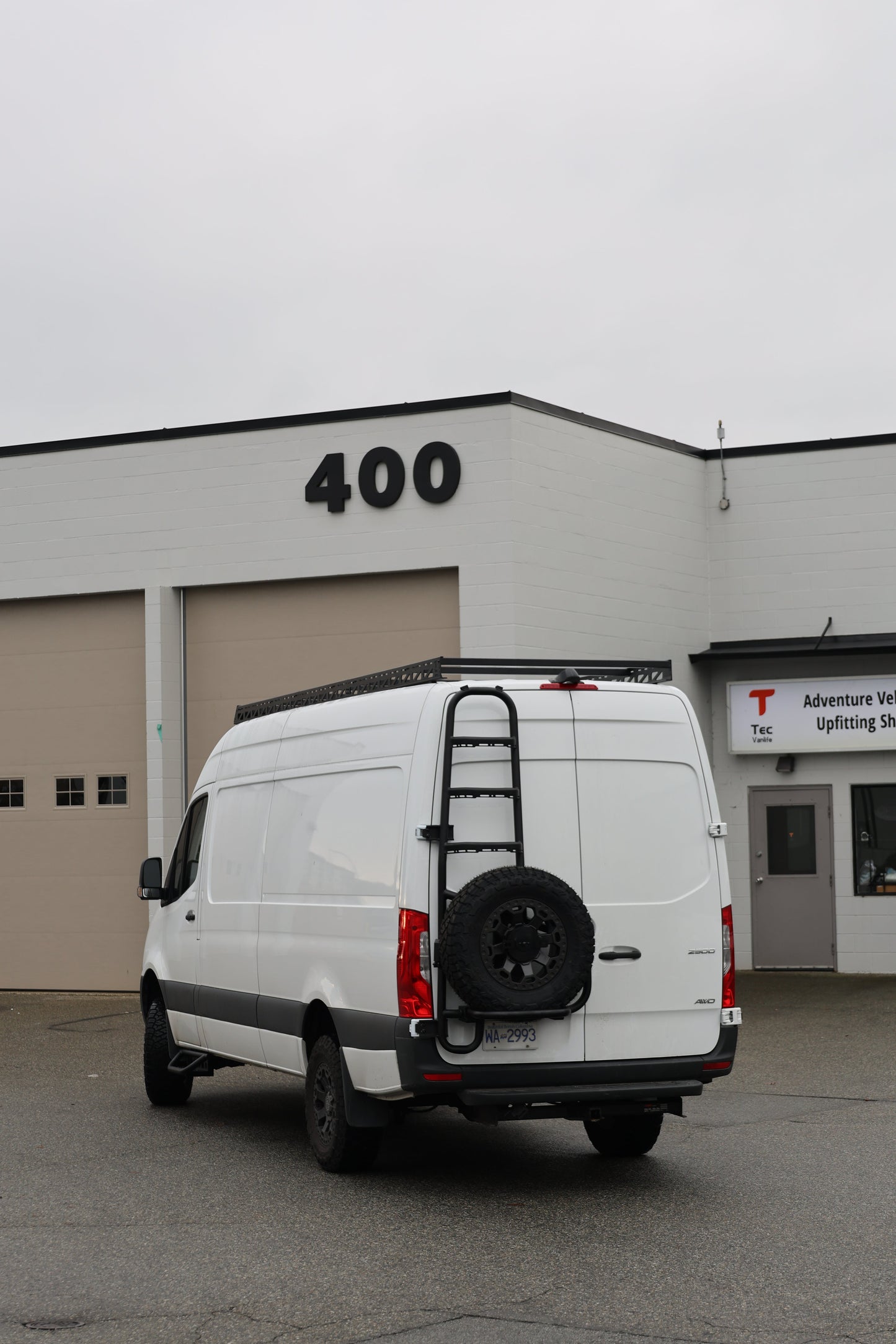 Sprinter Two-In-One Tire Ladder Carrier