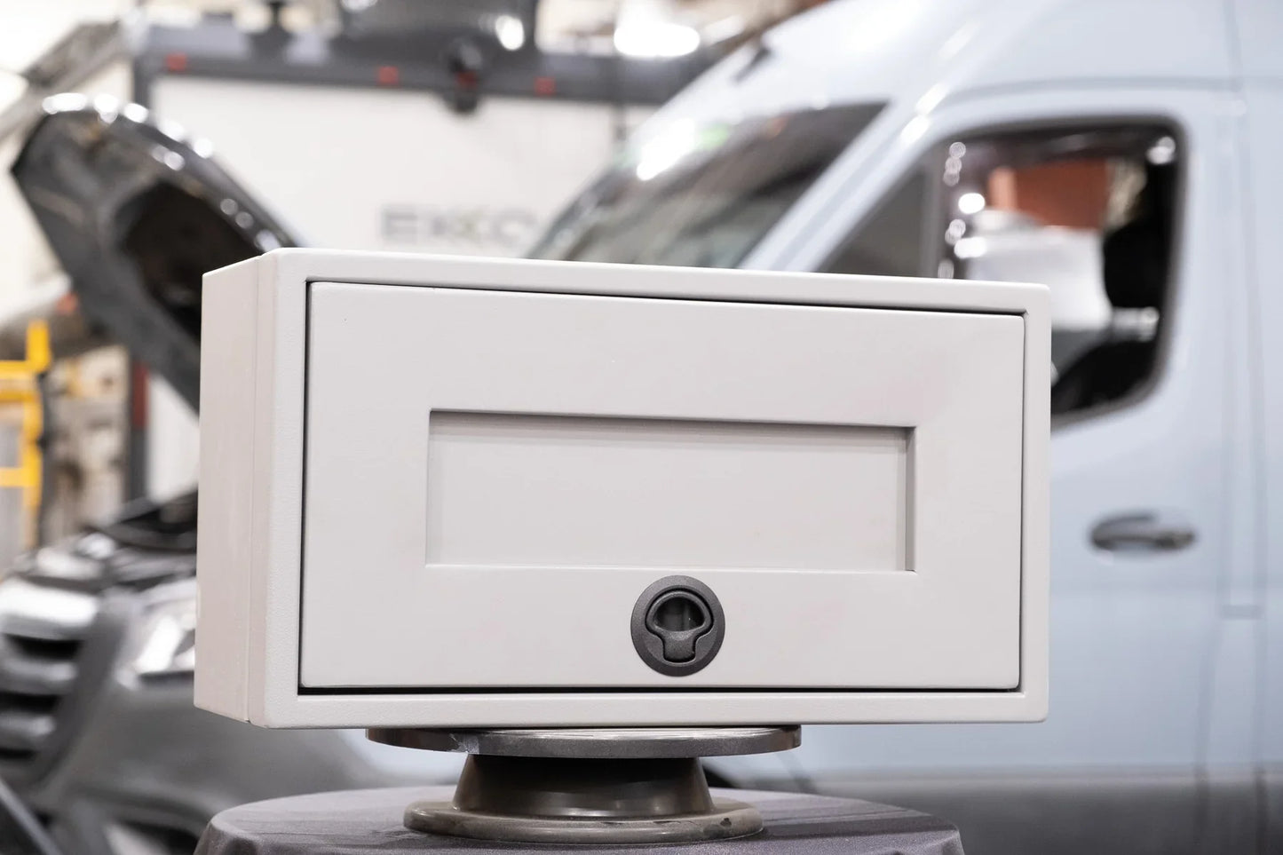 20" Ekko Cabinet - 20"x8"x11" - Foot of Bed.