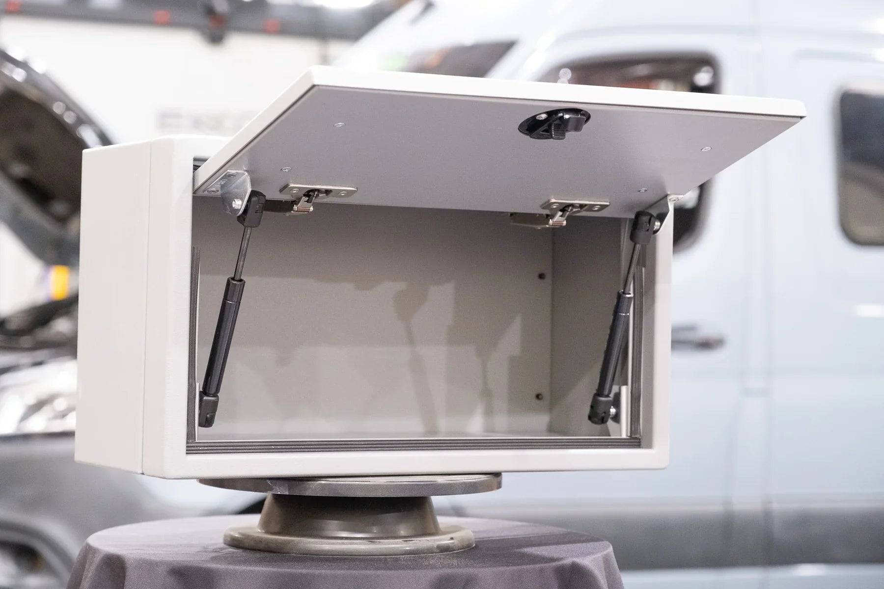 20" Ekko Cabinet - 20"x8"x11" - Foot of Bed.