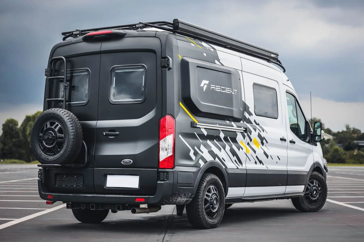 Ford Transit Two-in-one ladder and tire carrier