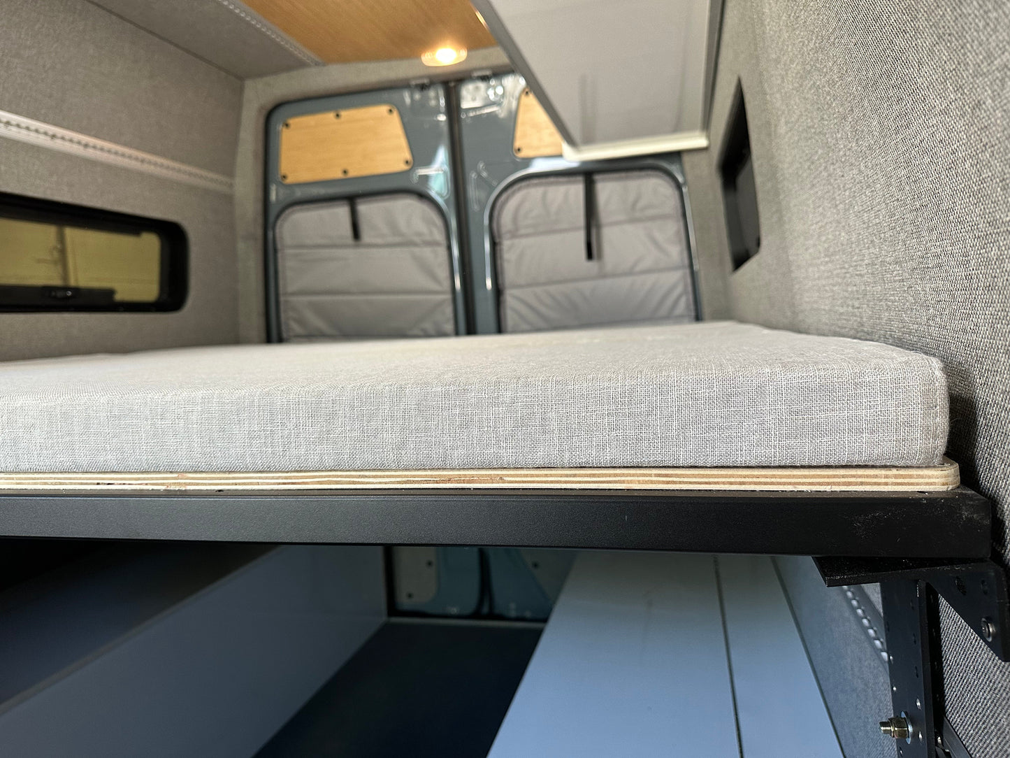 Window Covers - Insulated, magnetic - Full Set 2019+ Sprinter