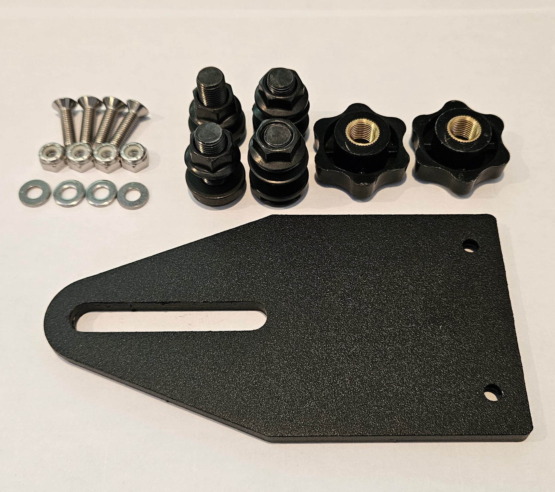 Upper Cabinet L-Track Mounting Kit.