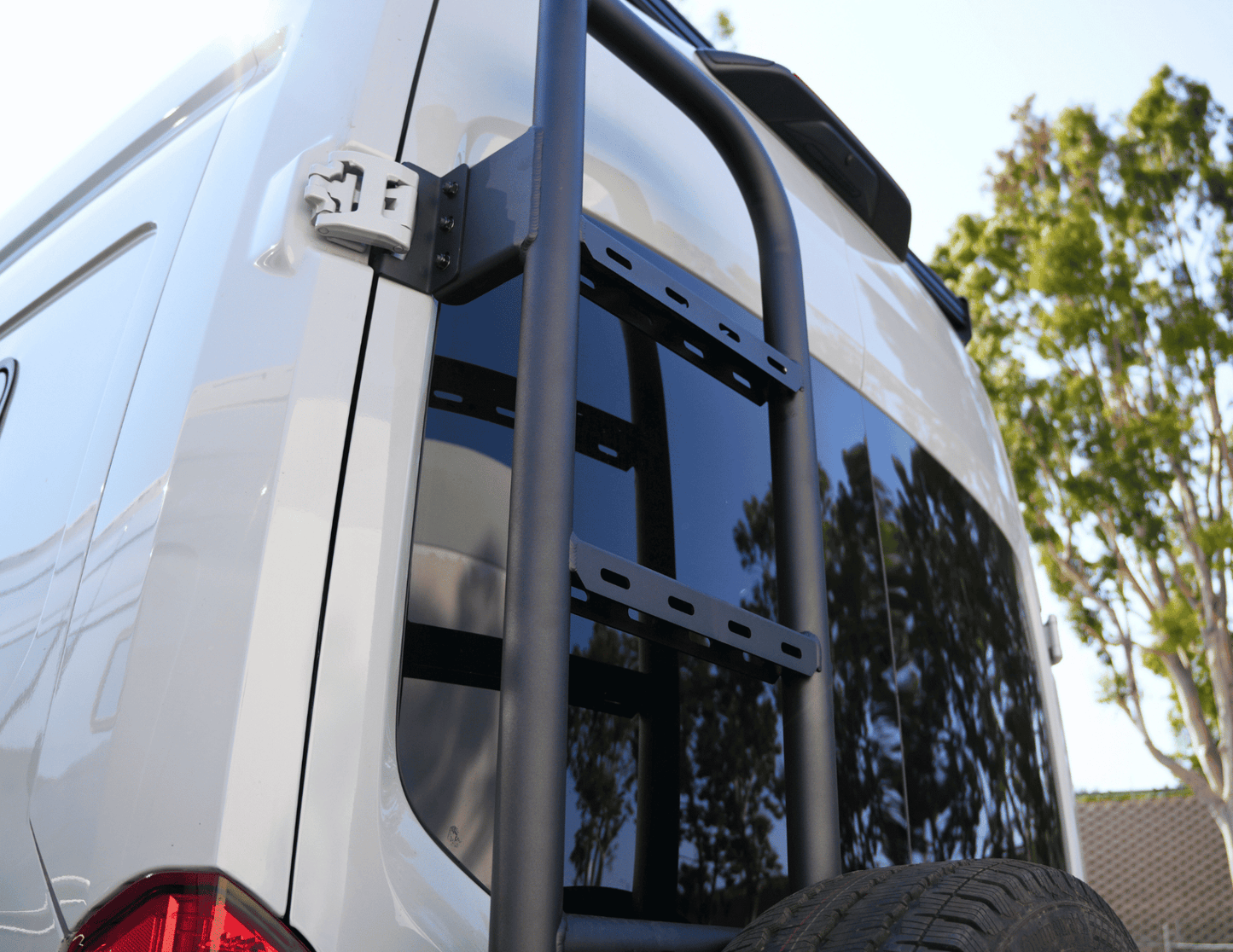 TRANSIT REAR TIRE CARRIER LADDER