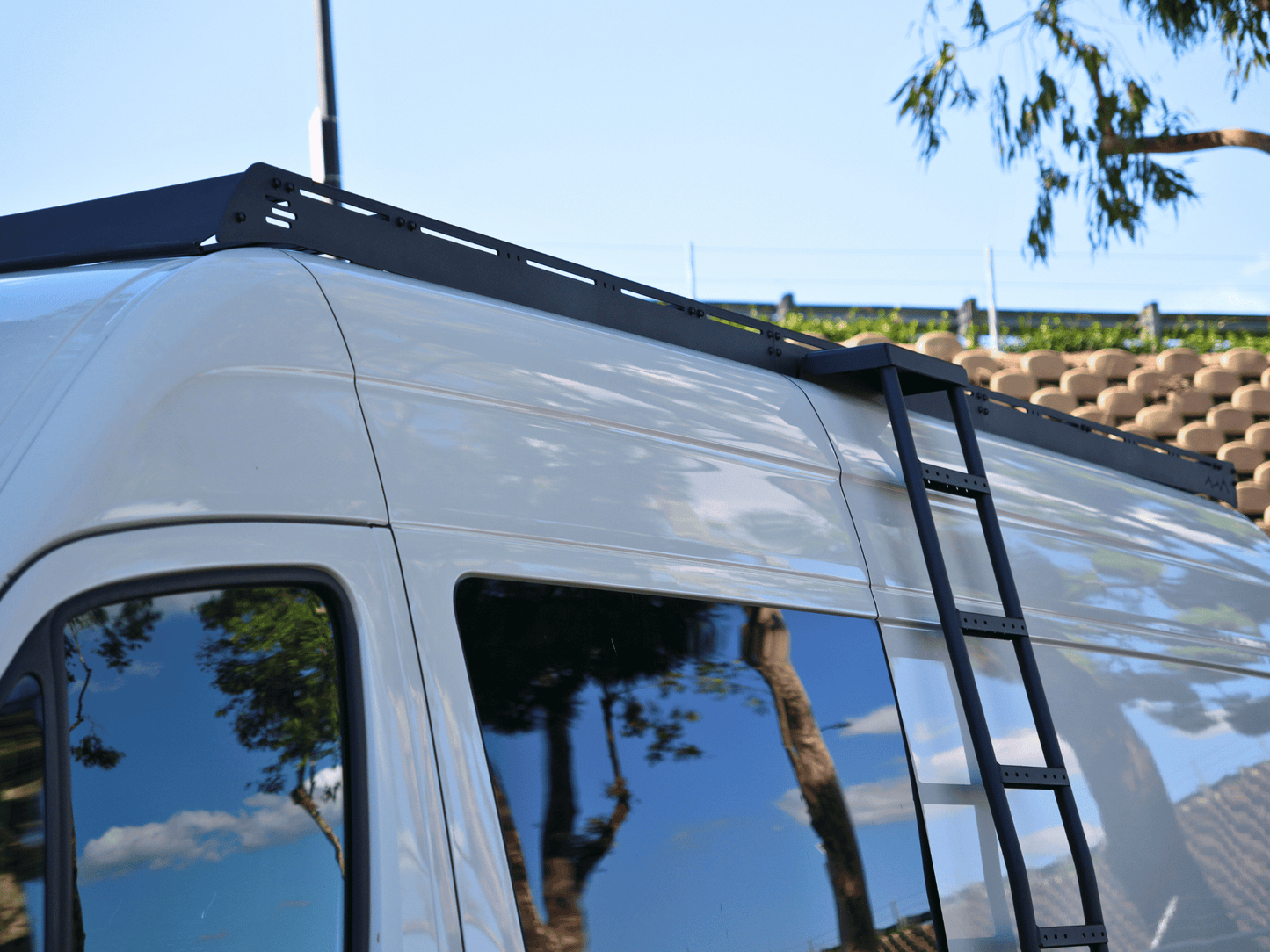 SPRINTER 170" HIGH ROOF STEALTH 2.0 ROOF RACK.